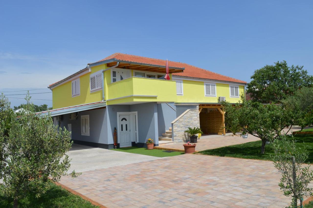 Studio Apartments Luka Biograd - Benkovac Exterior foto