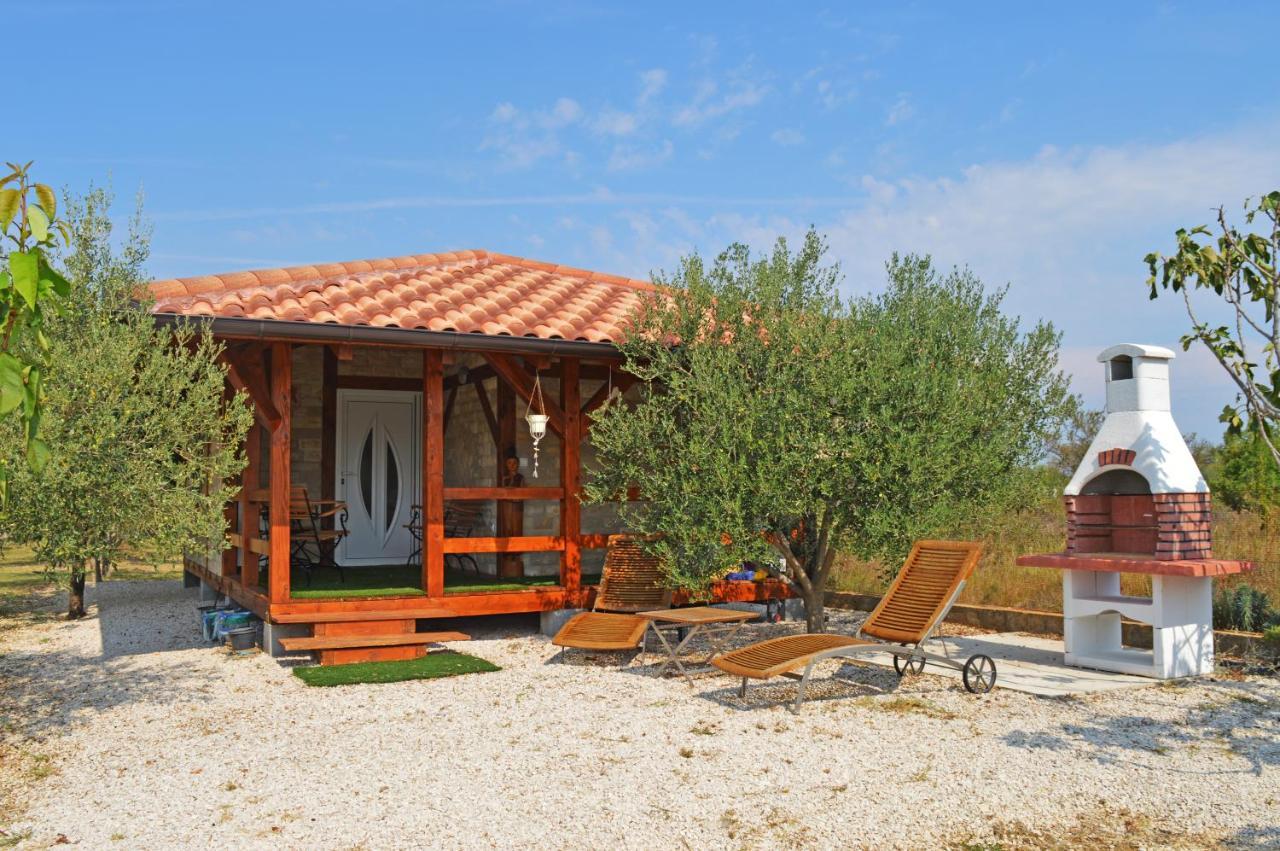 Studio Apartments Luka Biograd - Benkovac Exterior foto