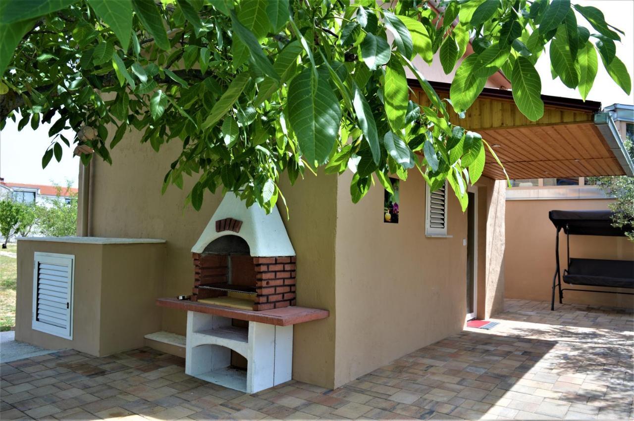 Studio Apartments Luka Biograd - Benkovac Exterior foto