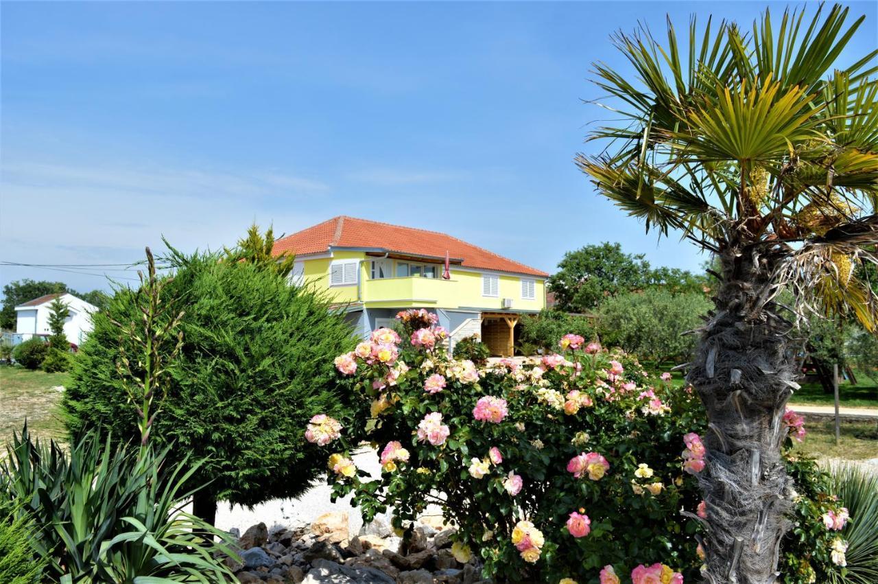 Studio Apartments Luka Biograd - Benkovac Exterior foto