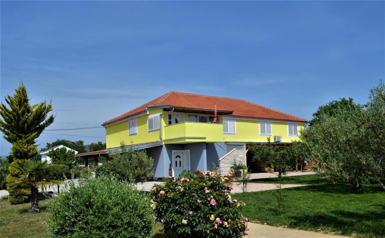 Studio Apartments Luka Biograd - Benkovac Exterior foto